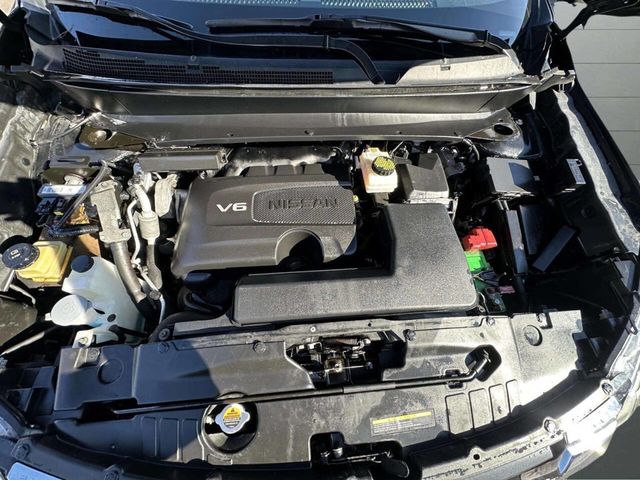 2017 Nissan Pathfinder 4x4 SL - 22940953 - 38