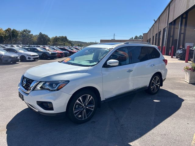 2017 Nissan Pathfinder FWD Platinum - 23099743 - 2