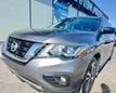 2017 Nissan Pathfinder FWD Platinum - 22611222 - 8