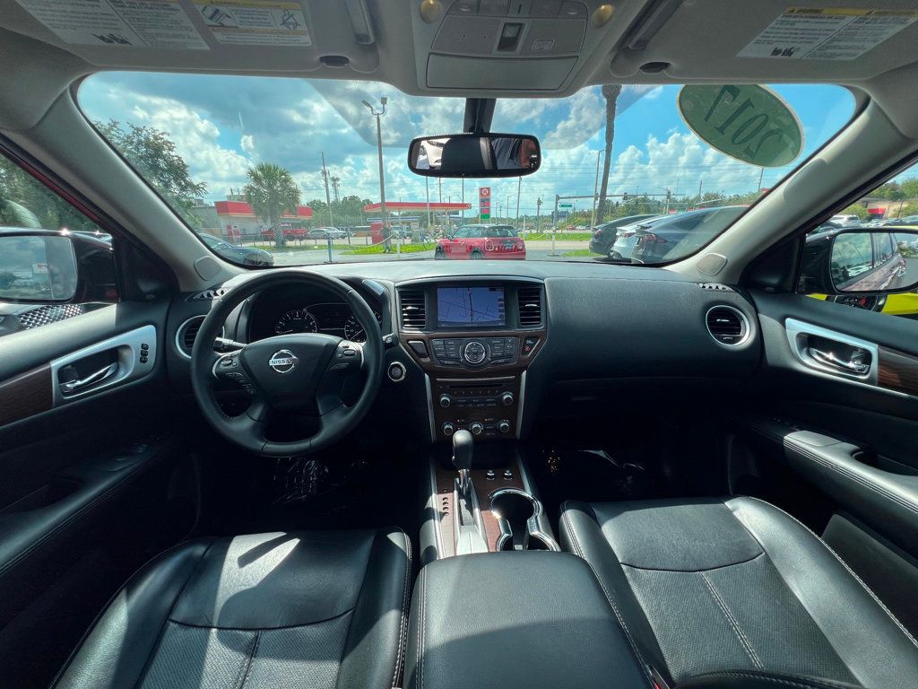 2017 Nissan Pathfinder FWD Platinum - 22589112 - 18