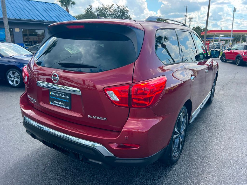 2017 Nissan Pathfinder FWD Platinum - 22589112 - 4