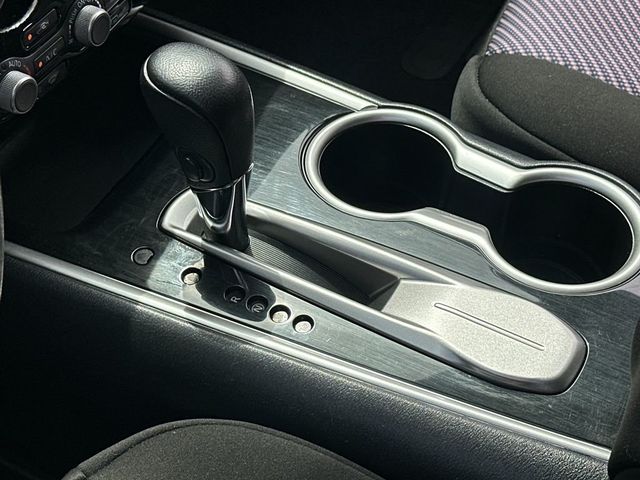 2017 Nissan Pathfinder FWD SV - 23015539 - 17