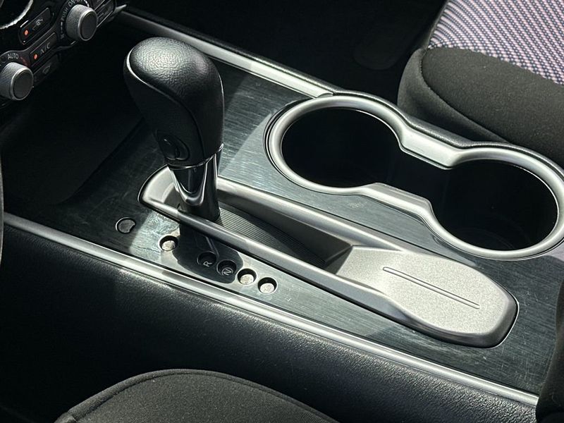 2017 Nissan Pathfinder FWD SV - 23015539 - 17