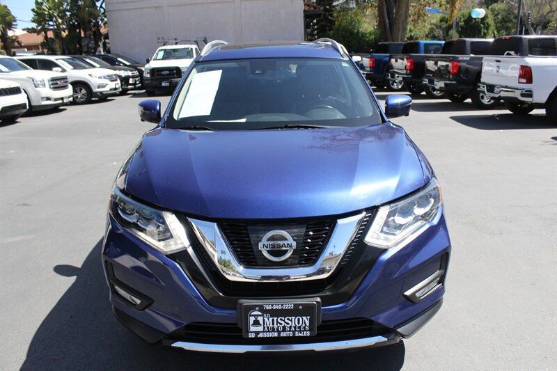 2017 Nissan Rogue  - 22454404 - 1