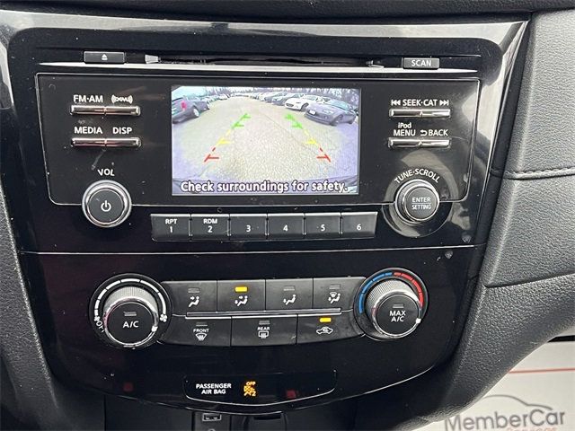 2017 Nissan Rogue 2017.5 AWD S - 22959462 - 24