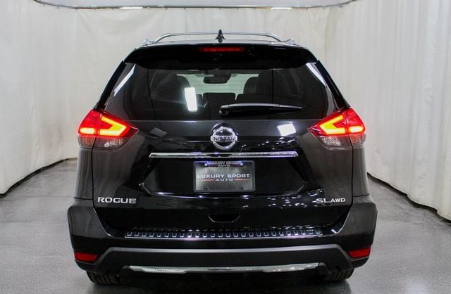 2017 Nissan Rogue 2017.5 AWD SL - 22771397 - 3