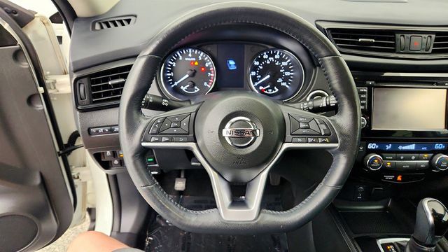 2017 Nissan Rogue 2017.5 AWD SL w/ Premium Package - 23040008 - 13