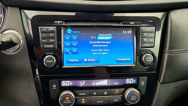 2017 Nissan Rogue 2017.5 AWD SL w/ Premium Package - 23040008 - 18