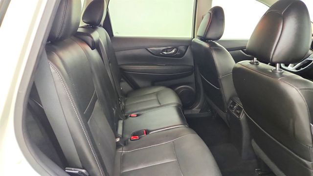 2017 Nissan Rogue 2017.5 AWD SL w/ Premium Package - 23040008 - 23