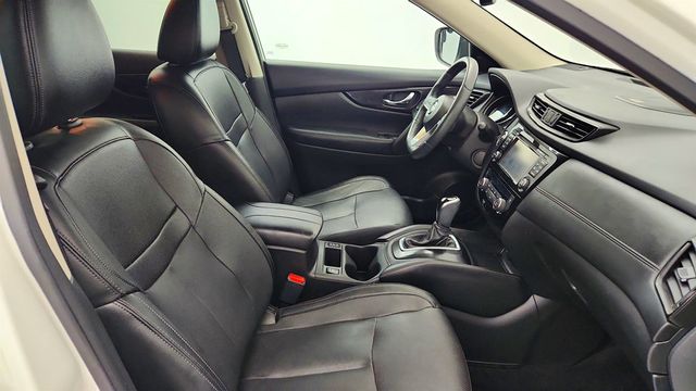 2017 Nissan Rogue 2017.5 AWD SL w/ Premium Package - 23040008 - 24