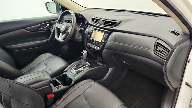 2017 Nissan Rogue 2017.5 AWD SL w/ Premium Package - 23040008 - 25