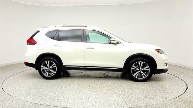 2017 Nissan Rogue 2017.5 AWD SL w/ Premium Package - 23040008 - 3