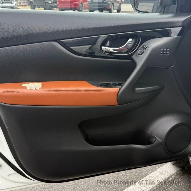 2017 Nissan Rogue 2017.5 AWD SL W/PREMIUM & PLATINUM PACKAGES - 22999376 - 20