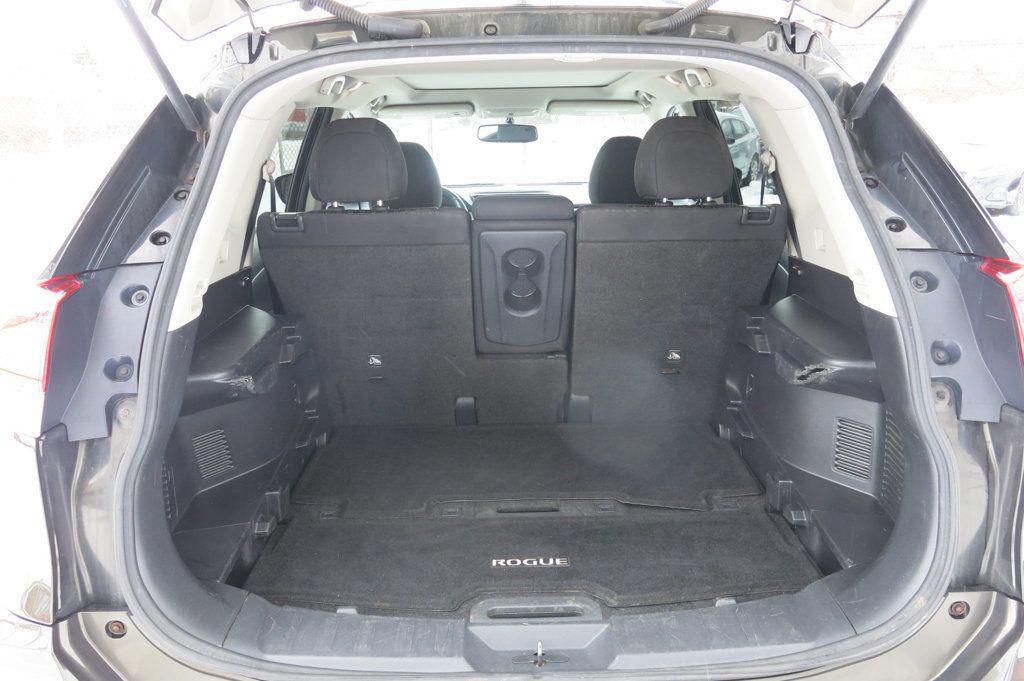 2017 Nissan Rogue 2017.5 AWD SV - 22980411 - 16