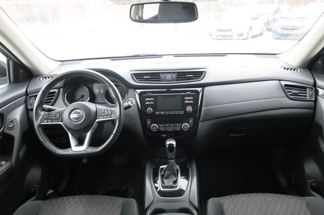 2017 Nissan Rogue 2017.5 AWD SV - 22980411 - 18