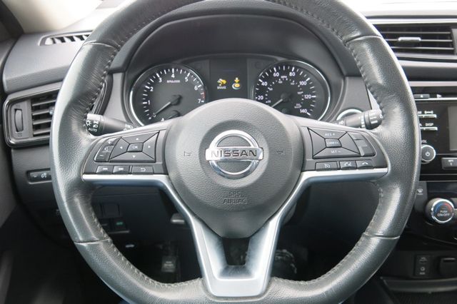 2017 Nissan Rogue 2017.5 AWD SV - 22980411 - 23