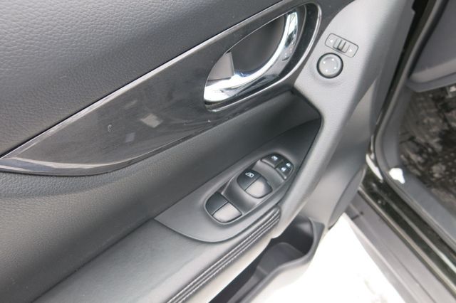 2017 Nissan Rogue 2017.5 AWD SV - 22980411 - 63