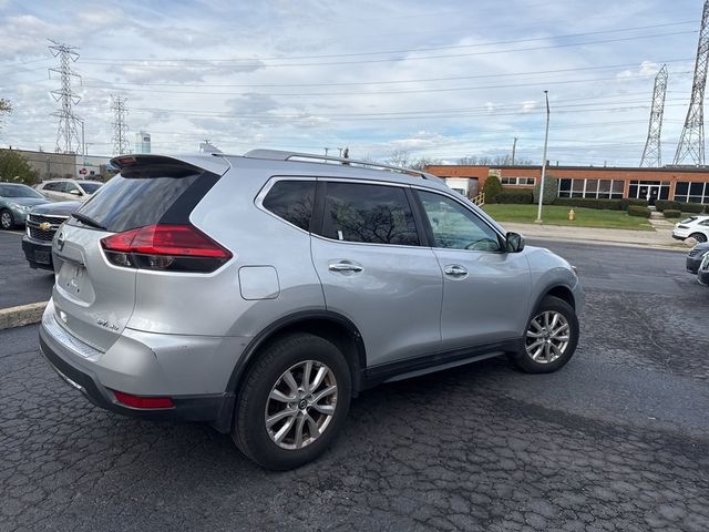 2017 Nissan Rogue 2017.5 AWD SV - 22944583 - 4