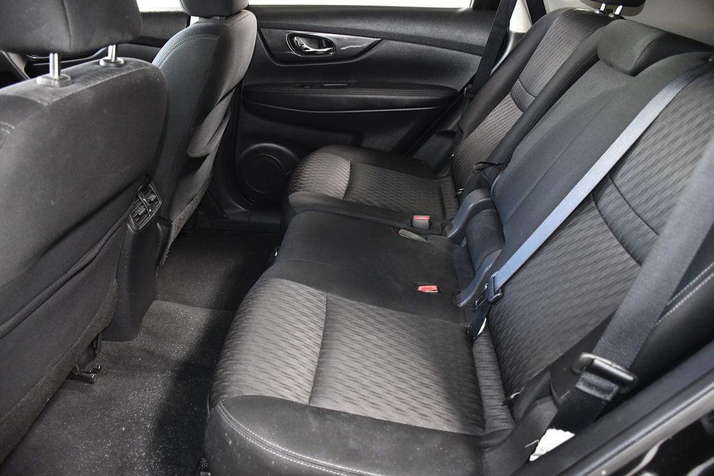 2017 Nissan Rogue 2017.5 AWD SV - 23083976 - 9