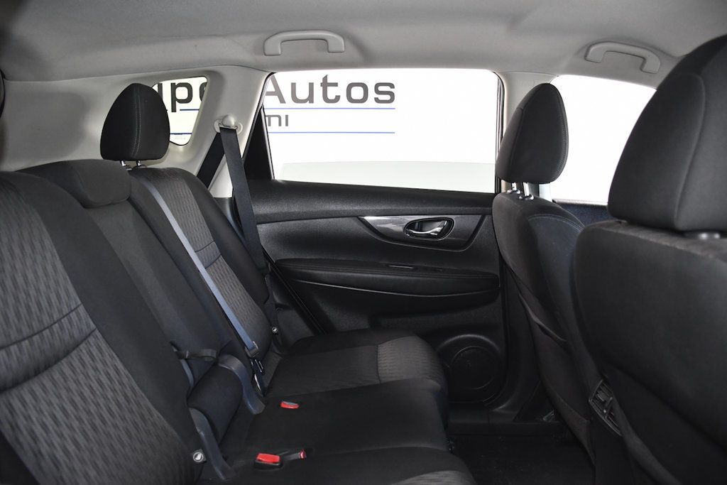 2017 Nissan Rogue 2017.5 AWD SV - 23083976 - 13