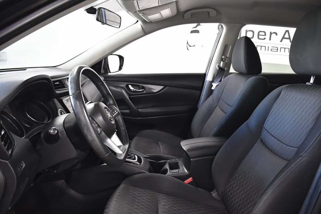 2017 Nissan Rogue 2017.5 AWD SV - 23083976 - 6