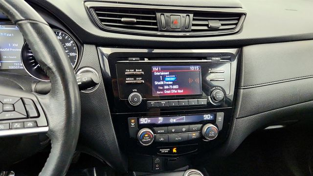 2017 Nissan Rogue 2017.5 AWD SV - 22972361 - 16