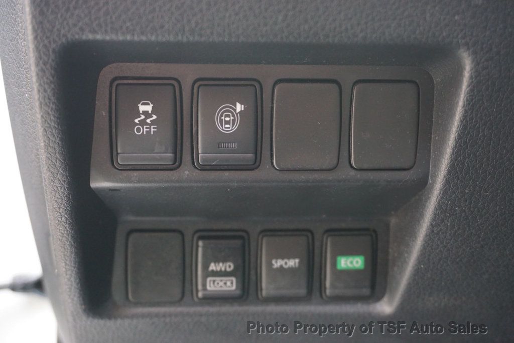 2017 Nissan Rogue 2017.5 AWD SV - 22975951 - 27