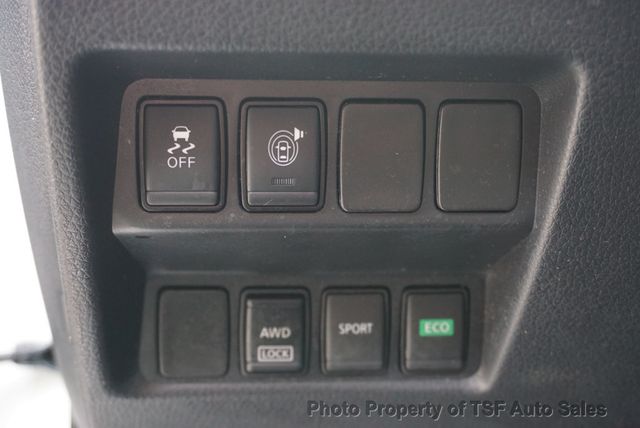 2017 Nissan Rogue 2017.5 AWD SV - 22975951 - 27