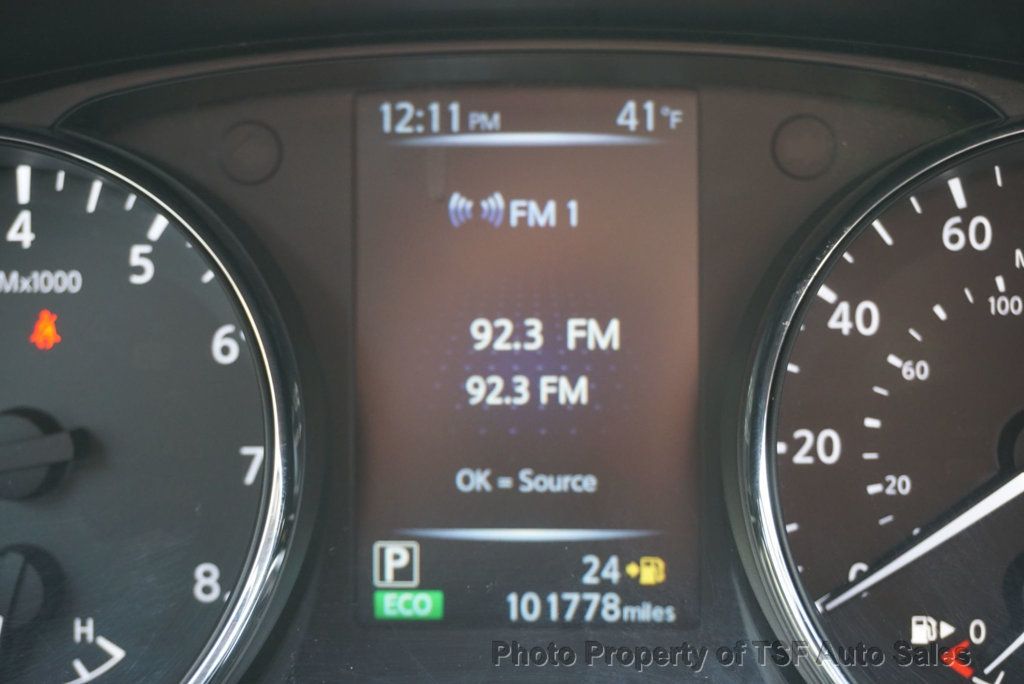 2017 Nissan Rogue 2017.5 AWD SV - 22975951 - 32