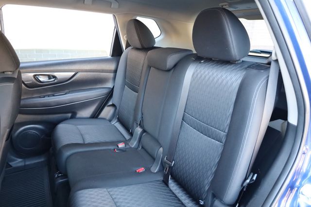 2017 Nissan Rogue 2017.5 FWD S - 22925255 - 20