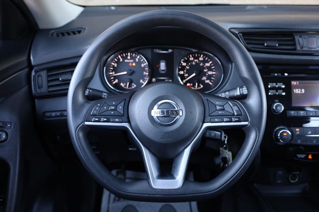 2017 Nissan Rogue 2017.5 FWD S - 22925255 - 30