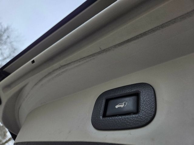 2017 Nissan Rogue AWD SL - 22955602 - 16