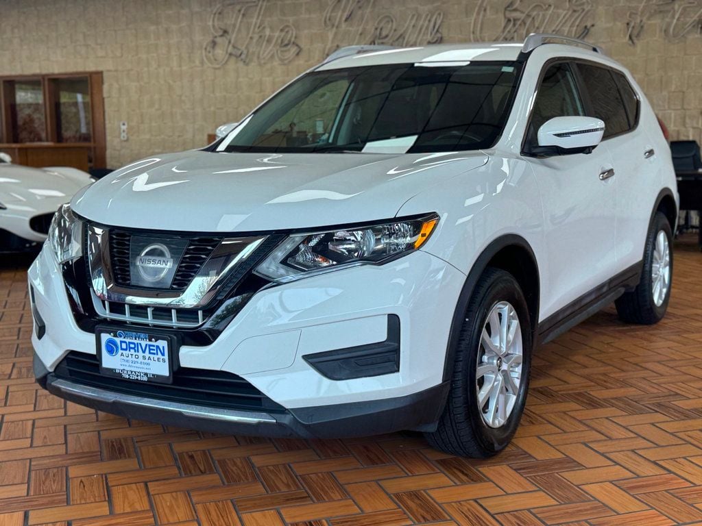 2017 Nissan Rogue AWD SV photo 6
