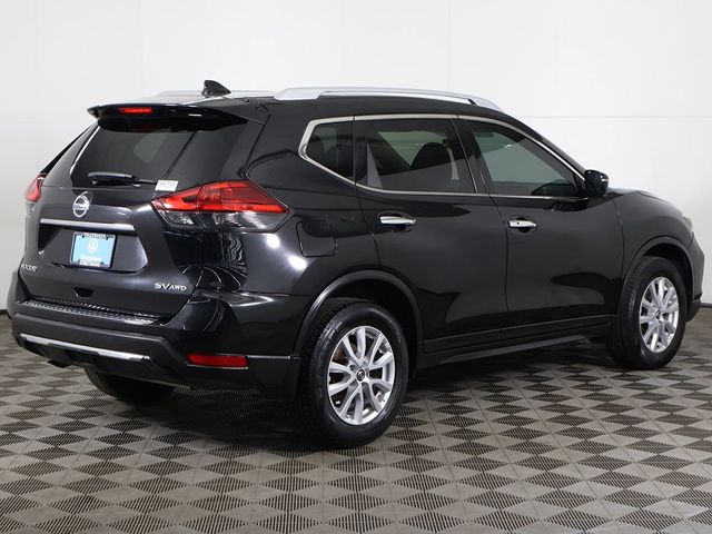 2017 Nissan Rogue AWD SV - 23057649 - 10