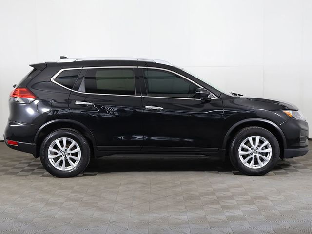 2017 Nissan Rogue AWD SV - 23057649 - 18