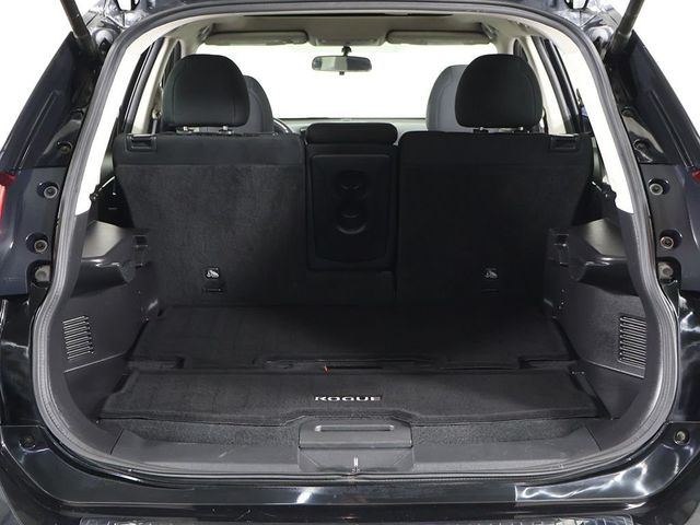 2017 Nissan Rogue AWD SV - 23057649 - 19