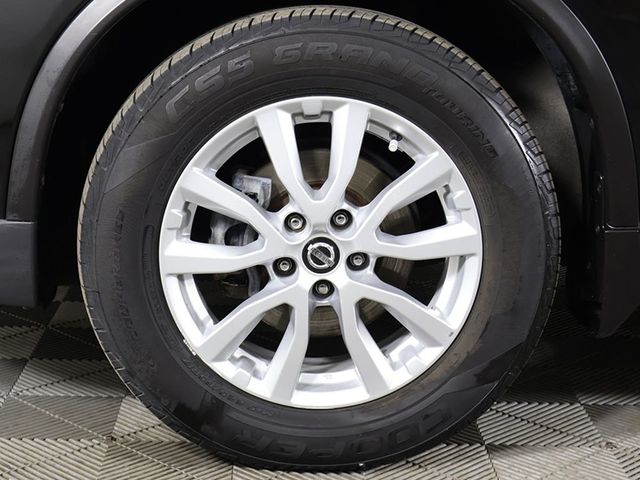 2017 Nissan Rogue AWD SV - 23057649 - 22