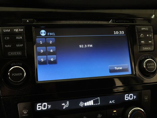 2017 Nissan Rogue AWD SV - 23057649 - 44