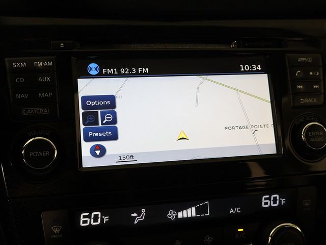2017 Nissan Rogue AWD SV - 23057649 - 47