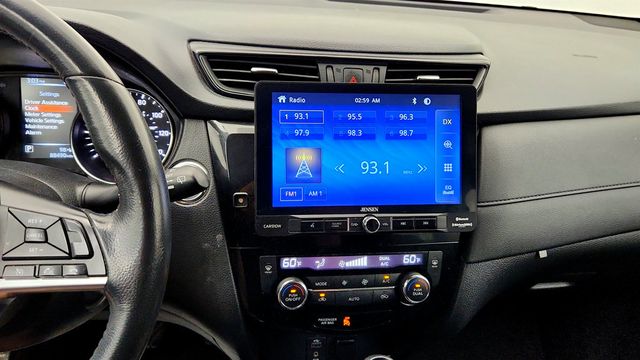 2017 Nissan Rogue AWD SV - 23028897 - 16