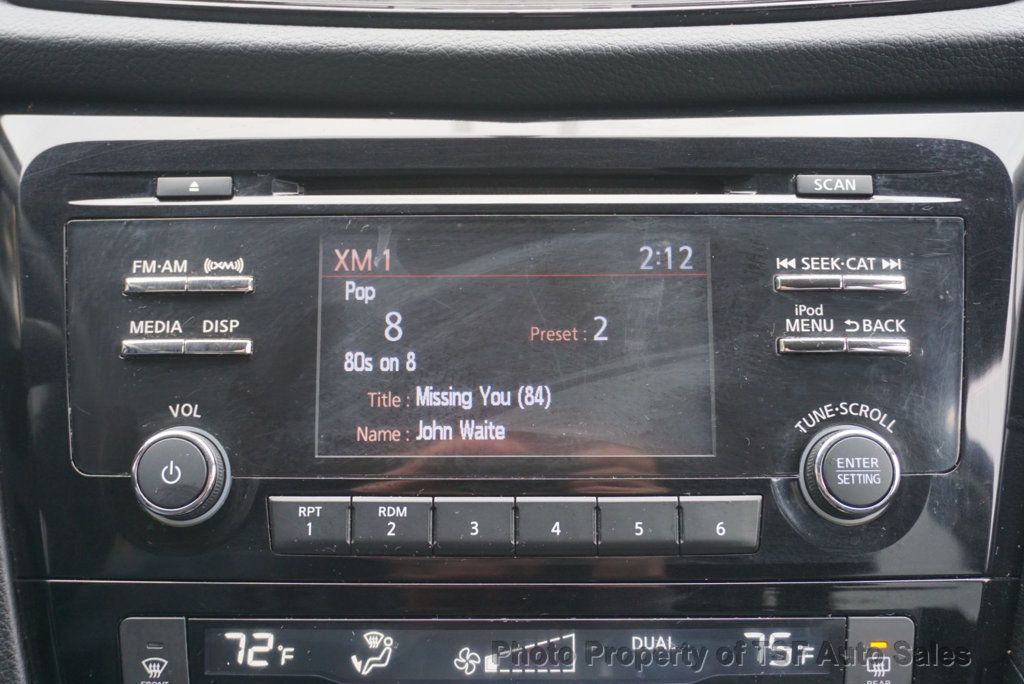 2017 Nissan Rogue AWD SV - 23007697 - 17