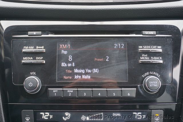 2017 Nissan Rogue AWD SV - 23007697 - 17