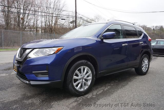 2017 Nissan Rogue AWD SV - 23007697 - 2