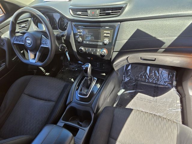 2017 Nissan Rogue FWD S - 22949392 - 13