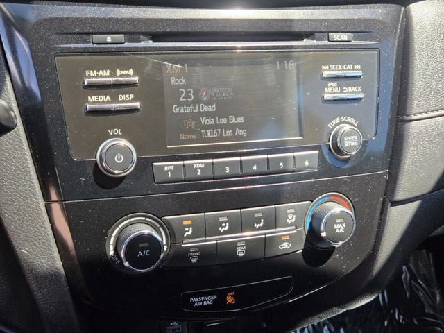 2017 Nissan Rogue FWD S - 22949392 - 17