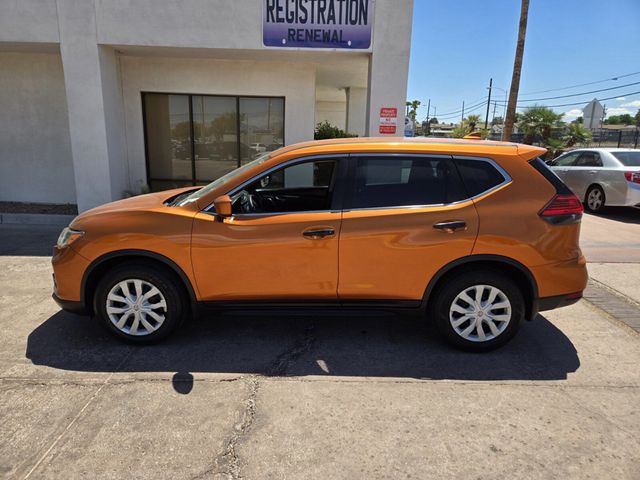 2017 Nissan Rogue FWD S - 22949392 - 1