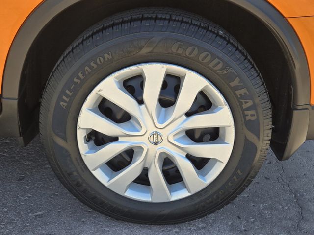 2017 Nissan Rogue FWD S - 22949392 - 5