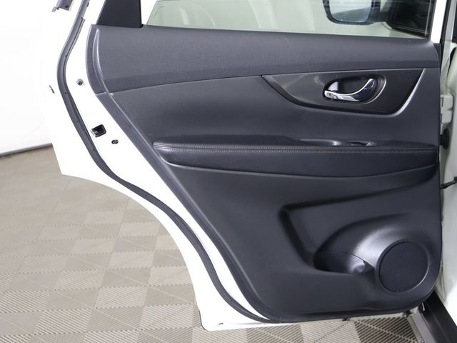 2017 Nissan Rogue FWD S - 23012080 - 20