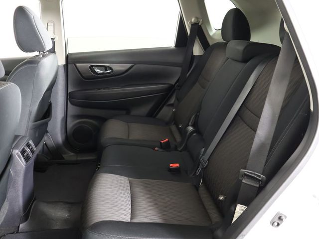 2017 Nissan Rogue FWD S - 23012080 - 29