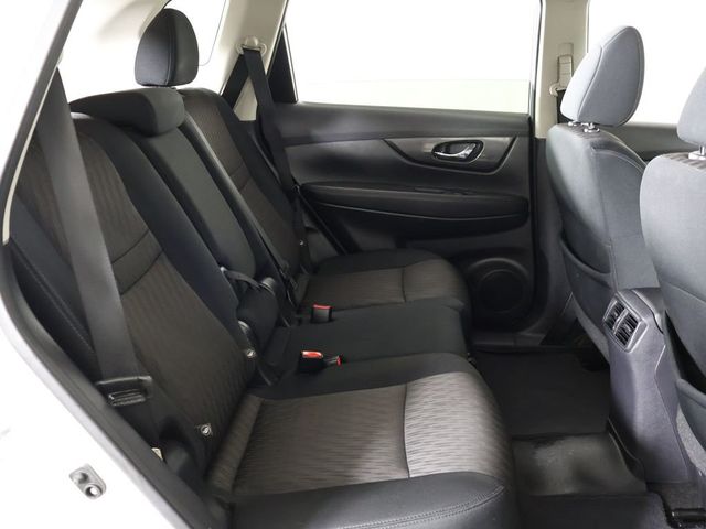 2017 Nissan Rogue FWD S - 23012080 - 30